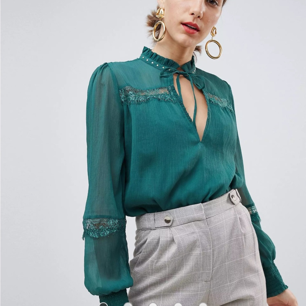 River Island green lace blouse